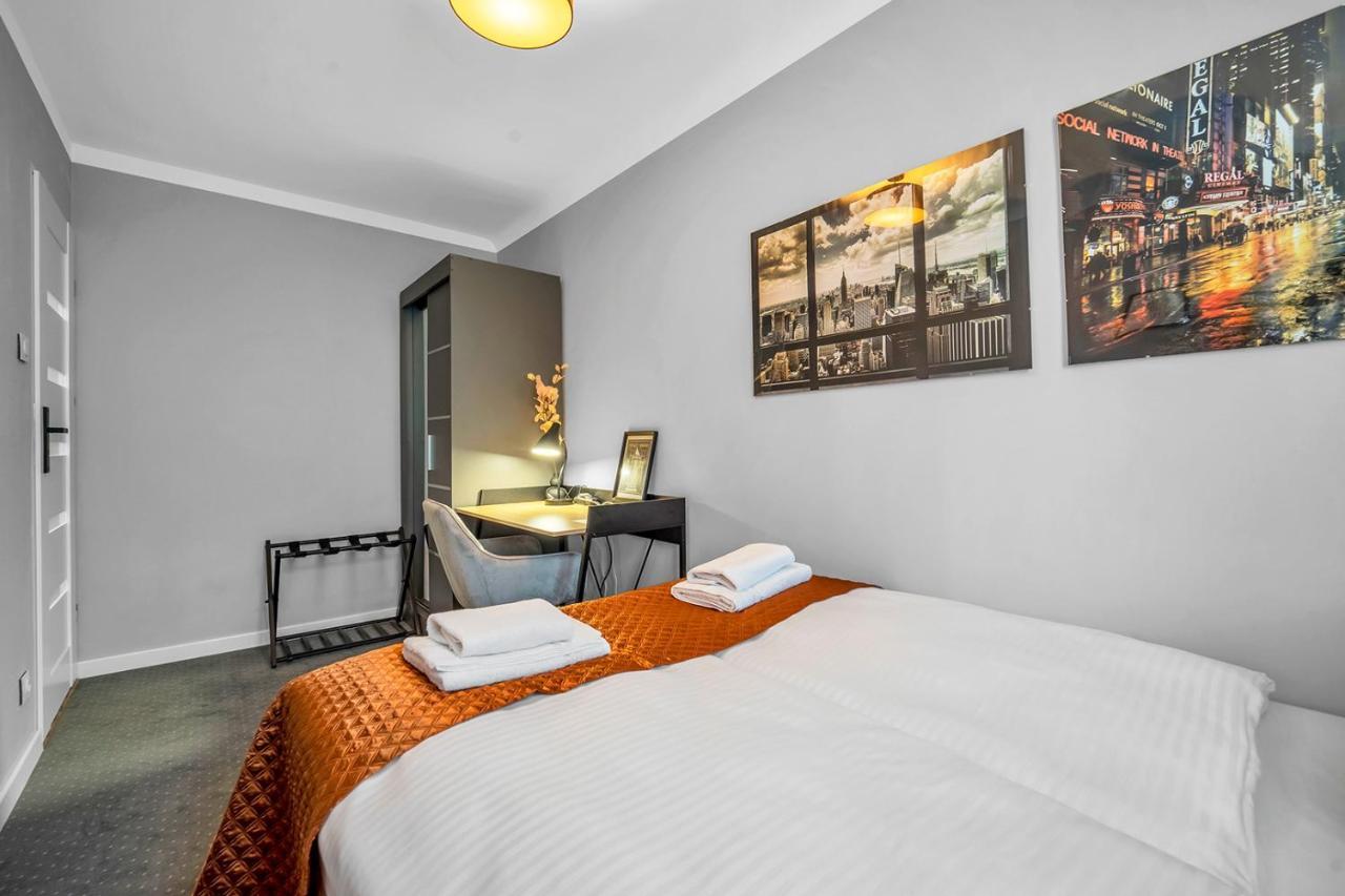 Aparthotel Grzybowska 9 วอร์ซอ ภายนอก รูปภาพ
